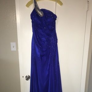 Ball gown